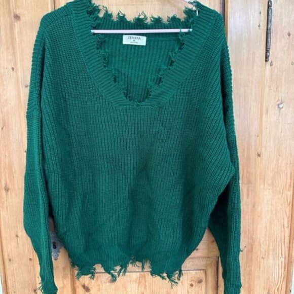 Zenana V-Neck Kelly Green Fringed Edged Sweater Size XL - Picture 2 of 13